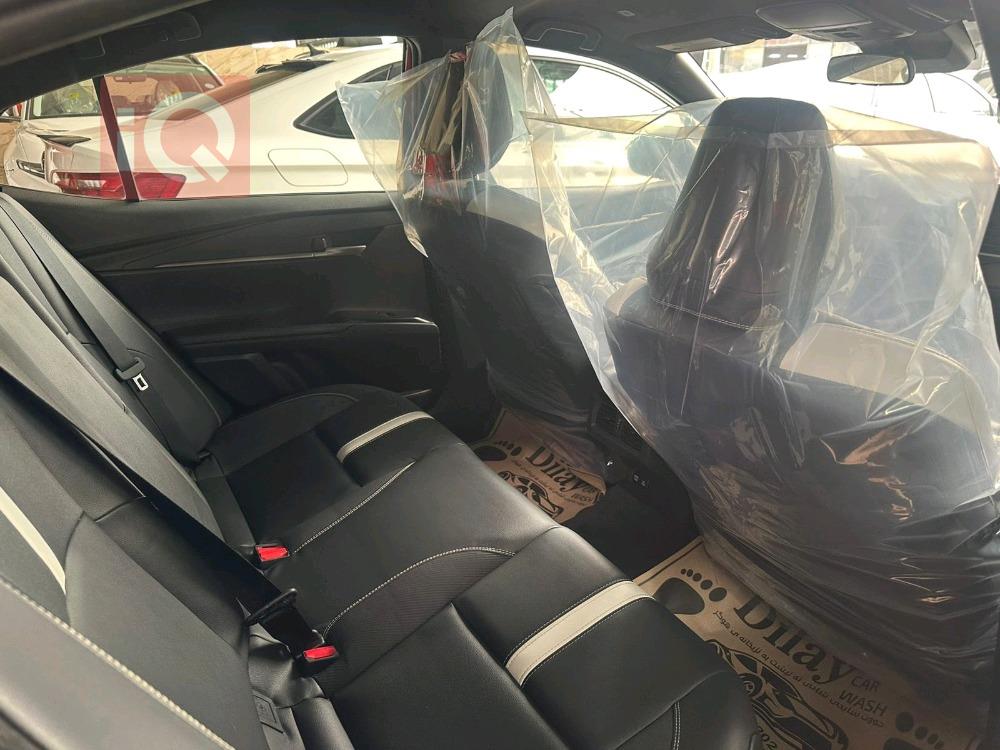 تۆیۆتا کامری